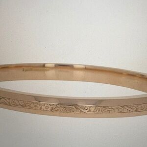9 Inch 9k rose gold bangle bracelet - 1923